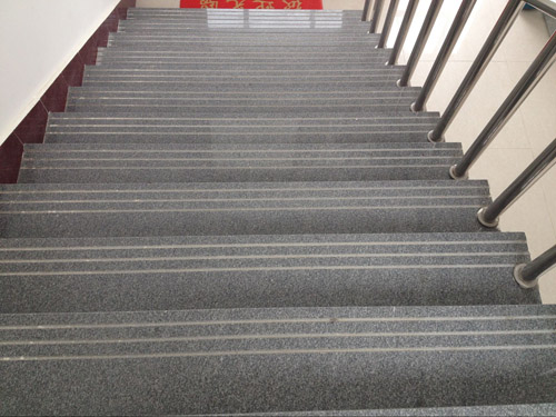 浅析干挂鲁灰花岗岩行业发展趋势 浅析干挂鲁灰花岗岩行业发展趋势